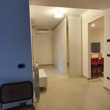 Vesuvius House *